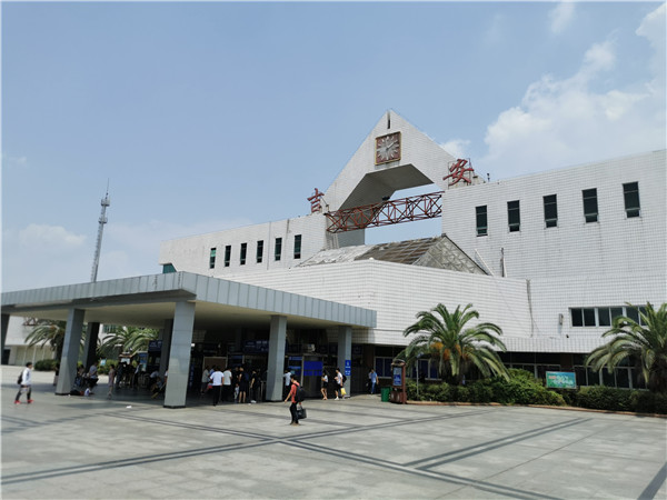 邯鄲到吉安物流公司專線省錢(qián)更省心準(zhǔn)時(shí)送達(dá)時(shí)+效+保+證